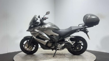 Honda VFR 2014 ONLY 28K NEW MOT CLEAN ADVENTURE TOURER BIKE 800CC 4