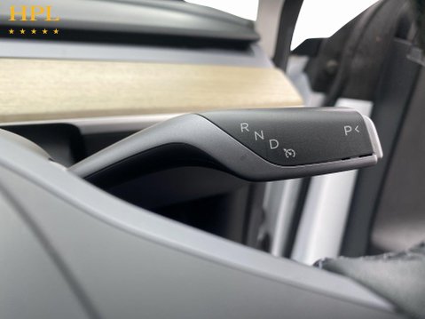 Tesla Model Y SUV 5dr Electric Auto RWD (346 ps) 16
