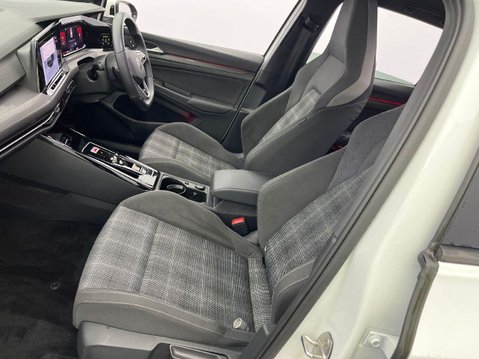 Volkswagen Golf 2.0 TDI GTD Hatchback 5dr Diesel DSG Euro 6 (s/s) (200 ps) Sat Nav 34