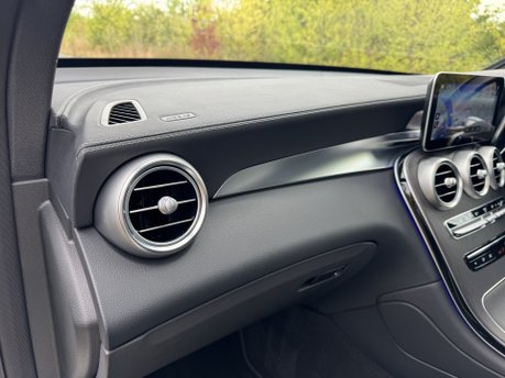 Mercedes-Benz GLC GLC 220D 4M AMG Line Premium Plus Coupe Auto Diesel SUNROOF/MEMORY SEATS 20