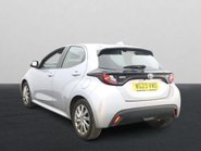 Toyota Yaris ICON FHEV 2