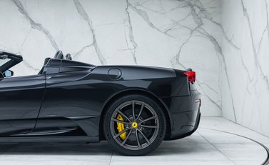 Ferrari 430 Scuderia SPIDER 16M 42