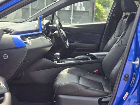 Toyota C-HR 1.8 VVT-h Dynamic SUV 5dr Petrol Hybrid CVT Euro 6 (s/s) (122 ps) 39