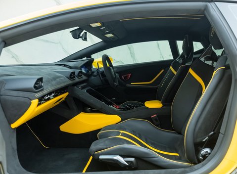 Lamborghini Huracan Tecnica 14