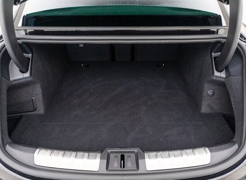 Porsche Taycan Turbo S 35