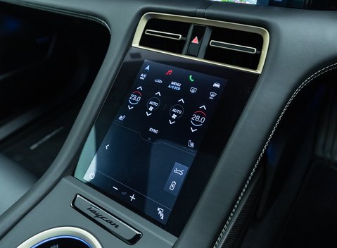 Porsche Taycan TURBO S 27