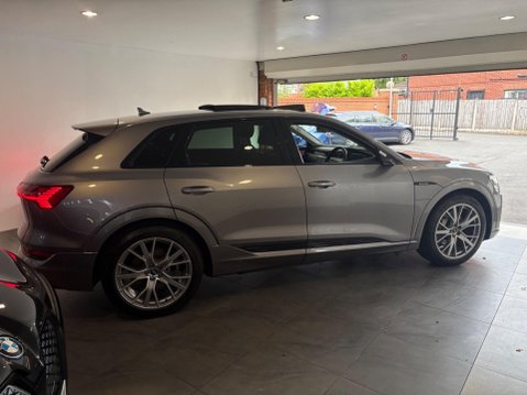 Audi E-Tron 55 Launch Edition Auto quattro 5dr 95kWh 5