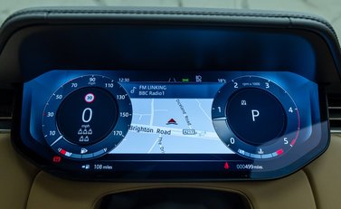 Land Rover Range Rover D350 AUTOBIOGRAPHY LWB 23