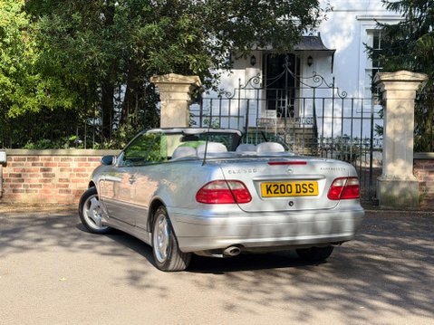 Mercedes-Benz CLK 2.0 CLK200 Kompressor Elegance Cabriolet 2dr Petrol Manual (233 g/km, 163 b 42
