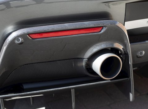 Ferrari 488 Pista 33