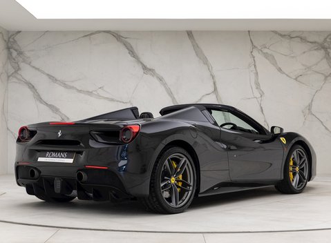 Ferrari 488 Spider 9