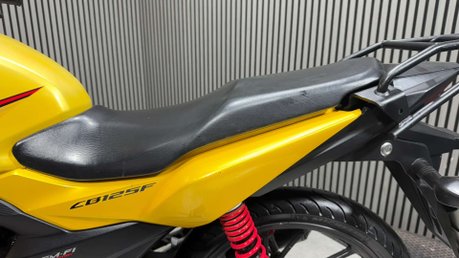 Honda CB GLR125 2018 16K LONG MOT IDEAL COMMUTER BIKE / LEARNER 23