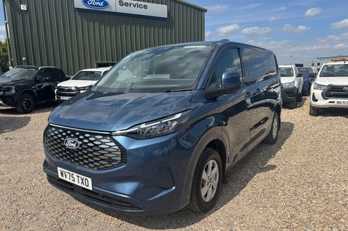 Ford E-Transit Custom 65KWH AUTO SWB L1H1 Low Roof Limited Air Con 218ps Alloys Sensors Cam EURO 