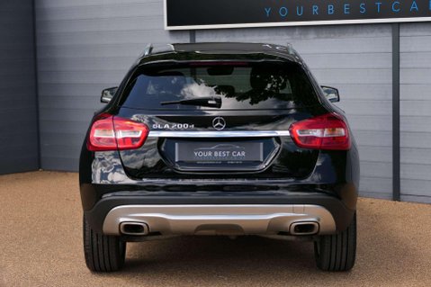 Mercedes-Benz GLA GLA 200 D SPORT 10