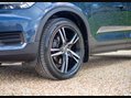 Volvo XC40 2.0 XC40 R-Design B4 MHEV AWD Auto 4WD 5dr 12