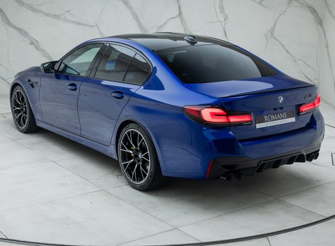 BMW M5 COMPETITION 12