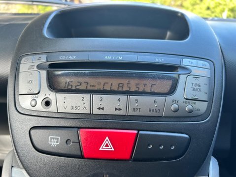 Peugeot 107 URBAN 19