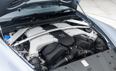 Aston Martin V12 Vantage S ROADSTER 61