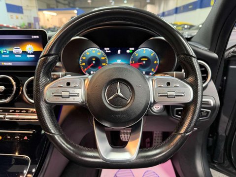 Mercedes-Benz C Class 2.0 C300d AMG Line (Premium Plus) Saloon 4dr Diesel G-Tronic+ Euro 6 (s/s) 29