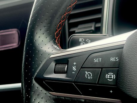 SEAT Ateca ECOTSI FR SPORT DSG 5