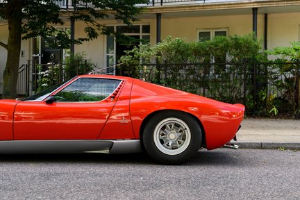 Lamborghini Miura P400 SV 19