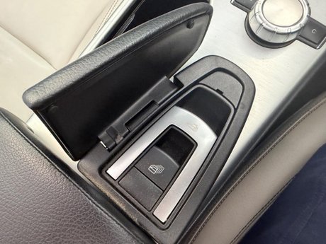 Mercedes-Benz SLK 2.1 SLK250 CDI AMG Sport G-Tronic+ Euro 5 (s/s) 2dr 43