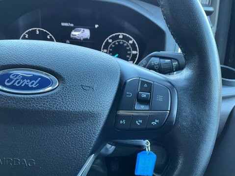 Ford Transit Custom 300 LIMITED P/V ECOBLUE 16