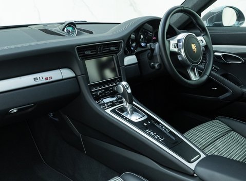 Porsche 911 50th Anniversary Edition (991) 16