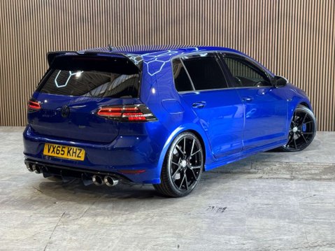 Volkswagen Golf 2.0 Golf R DSG 4WD 5dr 21