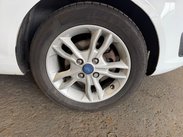 Ford Fiesta 1.5 TDCi Zetec Euro 5 3dr 15