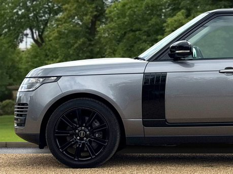 Land Rover Range Rover WESTMINSTER BLACK 10