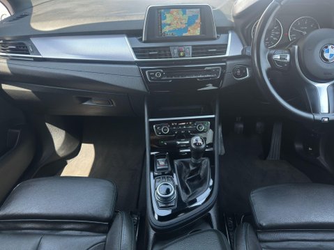 BMW 2 Series 2.0 218d M Sport Euro 6 (s/s) 5dr 33