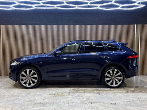 Jaguar F-Pace 2.0 F-Pace R-Sport AWD D Auto 4WD 5dr 33