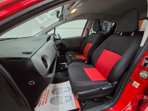 Toyota Yaris 1.33 Dual VVT-i Sport Euro 5 5dr Euro 5 39
