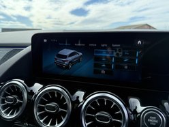 Mercedes-Benz GLA 2.0 GLA220d AMG Line (Premium Plus) SUV 5dr Diesel 8G-DCT 4MATIC Euro 6 (s/ 43
