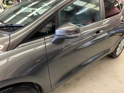 Ford Fiesta ZETEC 6