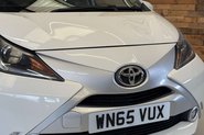 Toyota Aygo 1.0 VVT-i x-pure Hatchback 5dr Petrol Manual Euro 6 (68 ps) 19
