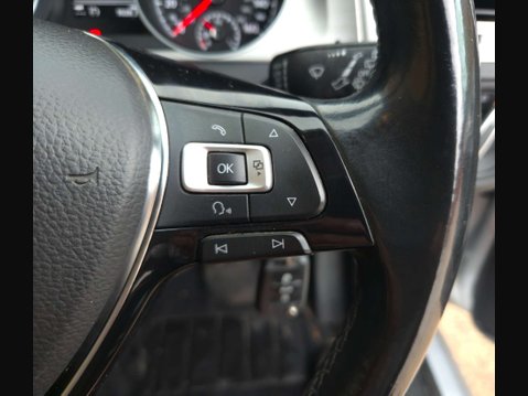 Volkswagen Golf 2.0 Golf Match Edition TDI BlueMotion Technology 5dr 33