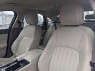 Jaguar XF PORTFOLIO 12