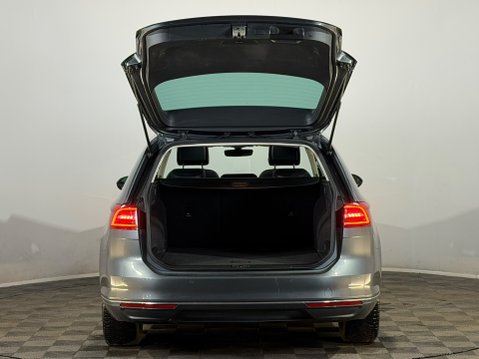 Volkswagen Passat GT TDI BLUEMOTION TECHNOLOGY 8