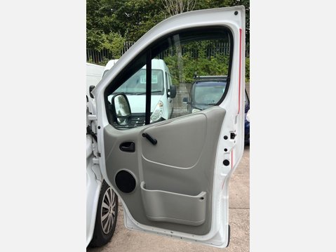 Renault Trafic 2.0 dCi SL29 Panel Van 4dr Diesel Manual L1 H1 (Phase 3) (195 g/km, 115 bhp 25