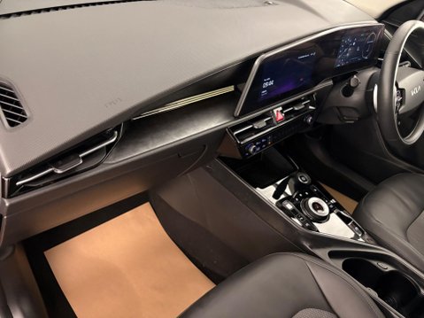 Kia Niro 64.8kWh 3 Auto 5dr 27