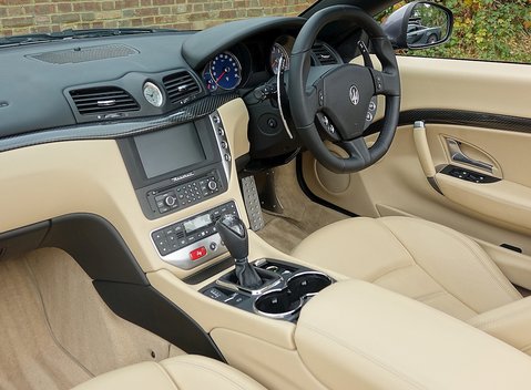 Maserati Grancabrio Sport 5