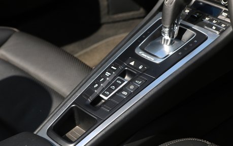 Porsche 911 Carrera S PDK - Huge Spec - PSE, BOSE, Chrono and More 8