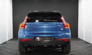 Volvo XC40 P8 R-DESIGN AWD One Owner Full Volvo Service History Leather Interior 6