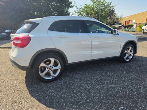 Mercedes-Benz GLA 2.1 GLA 200 Sport Executive D 4Matic Auto 4WD 5dr 38