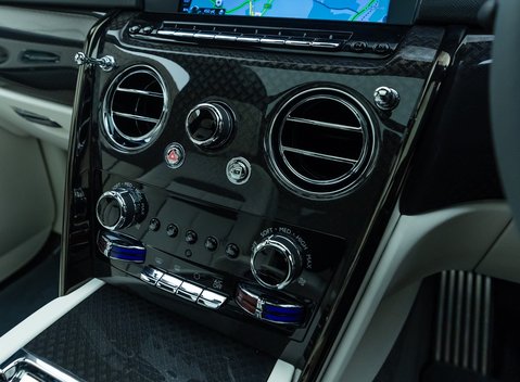 Rolls-Royce Cullinan BLACK BADGE 28