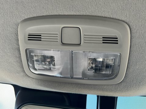 Suzuki Vitara SZ-T MHEV 30