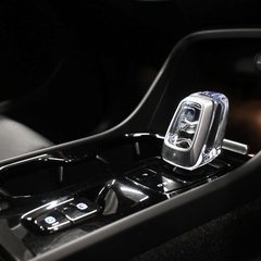 Volvo XC40 2.0 XC40 Inscription Pro B4 MHEV Auto 5dr 1