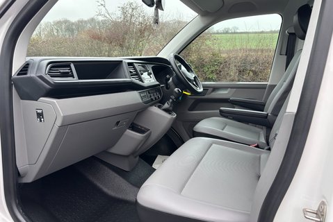 Volkswagen Transporter T32 150 ps Tdi Single Cab Tipper 14